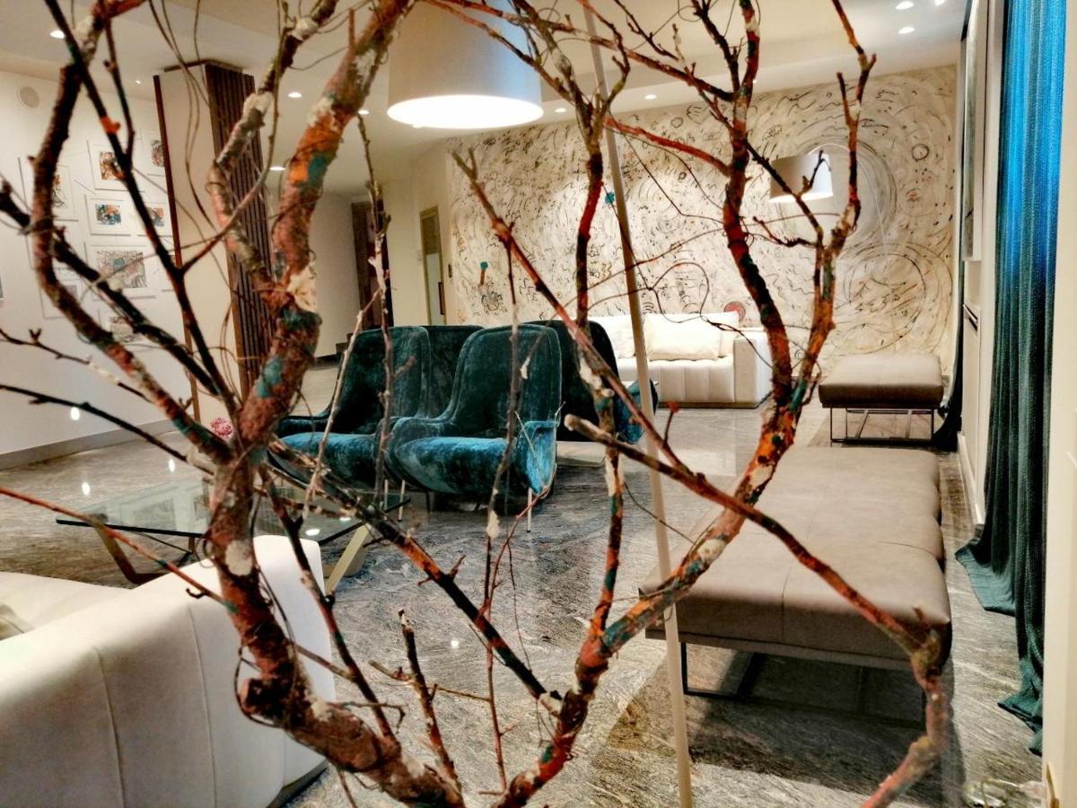 Hotel Western Grand Guinigi 4*