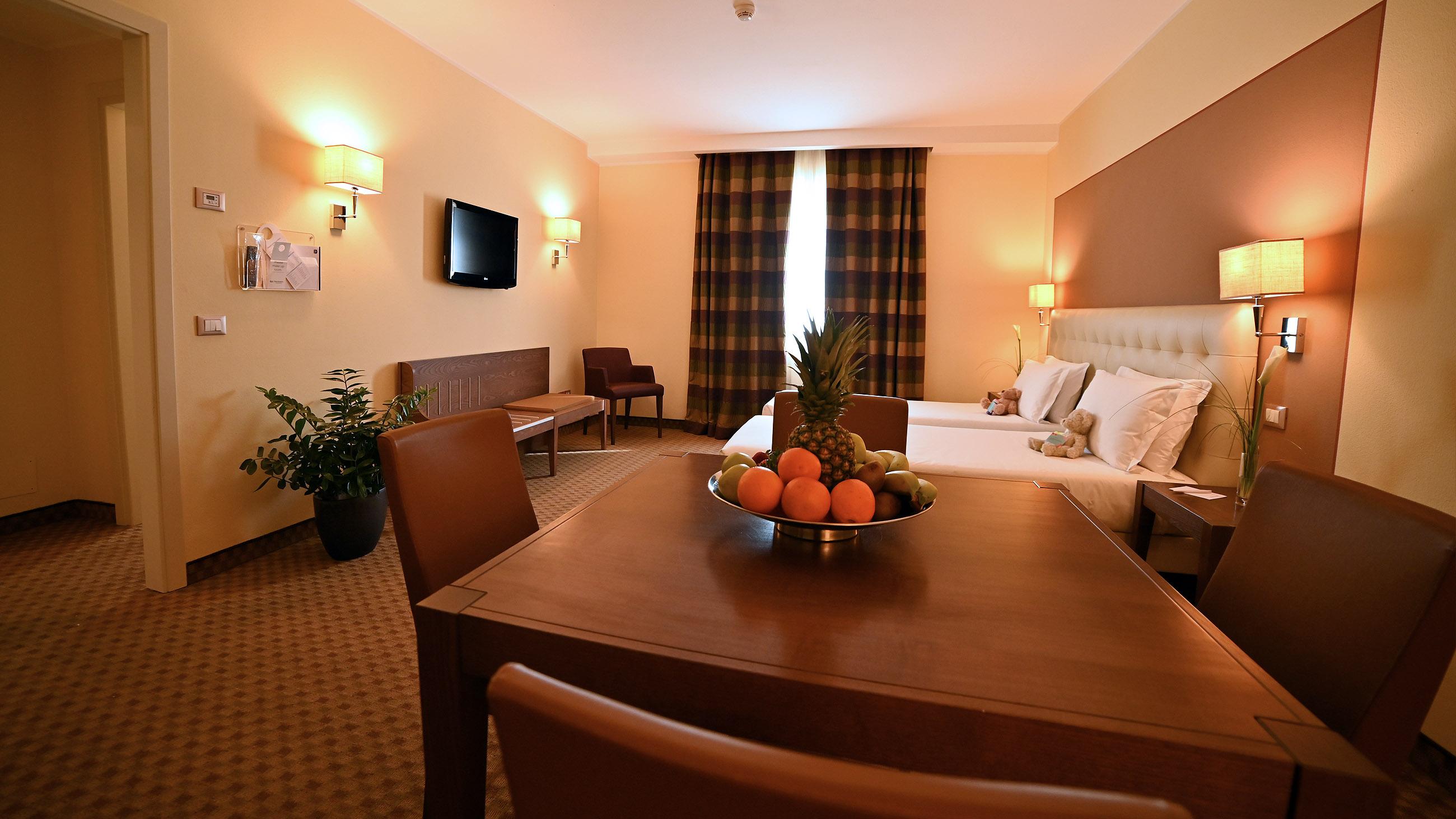 Western Grand Guinigi Hotel