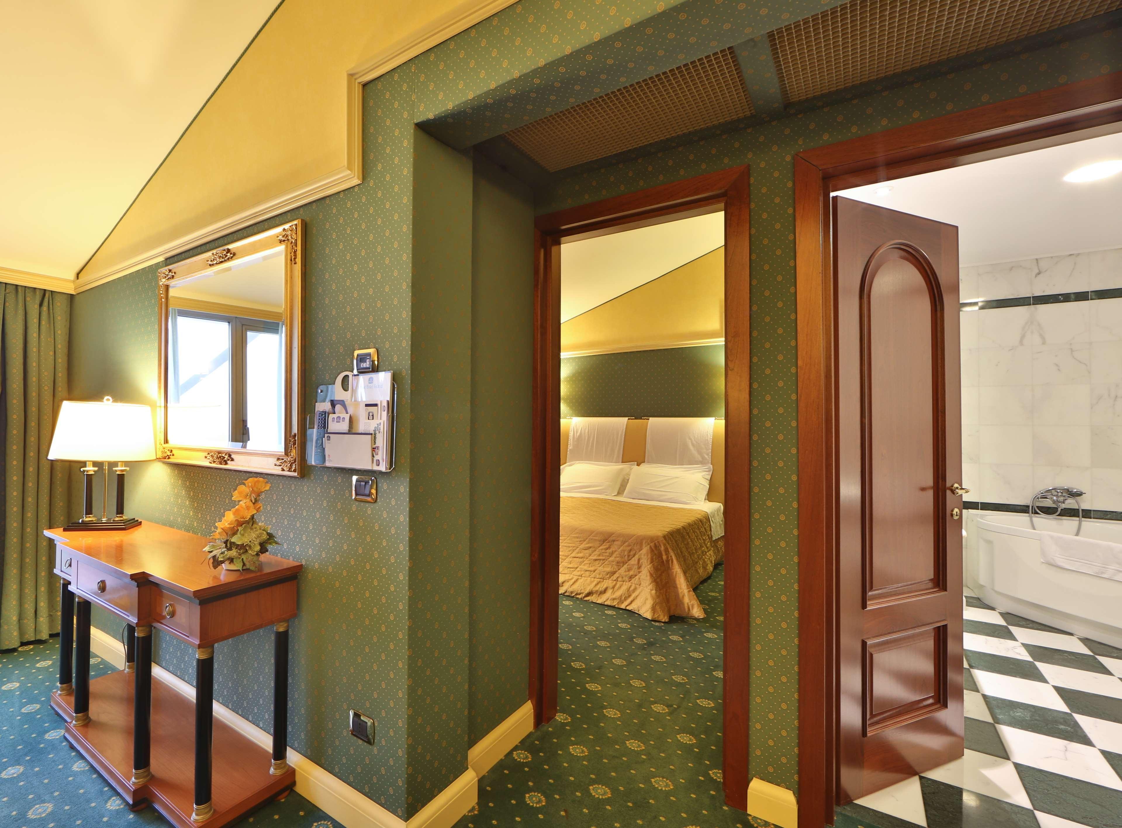 Hotel Western Grand Guinigi